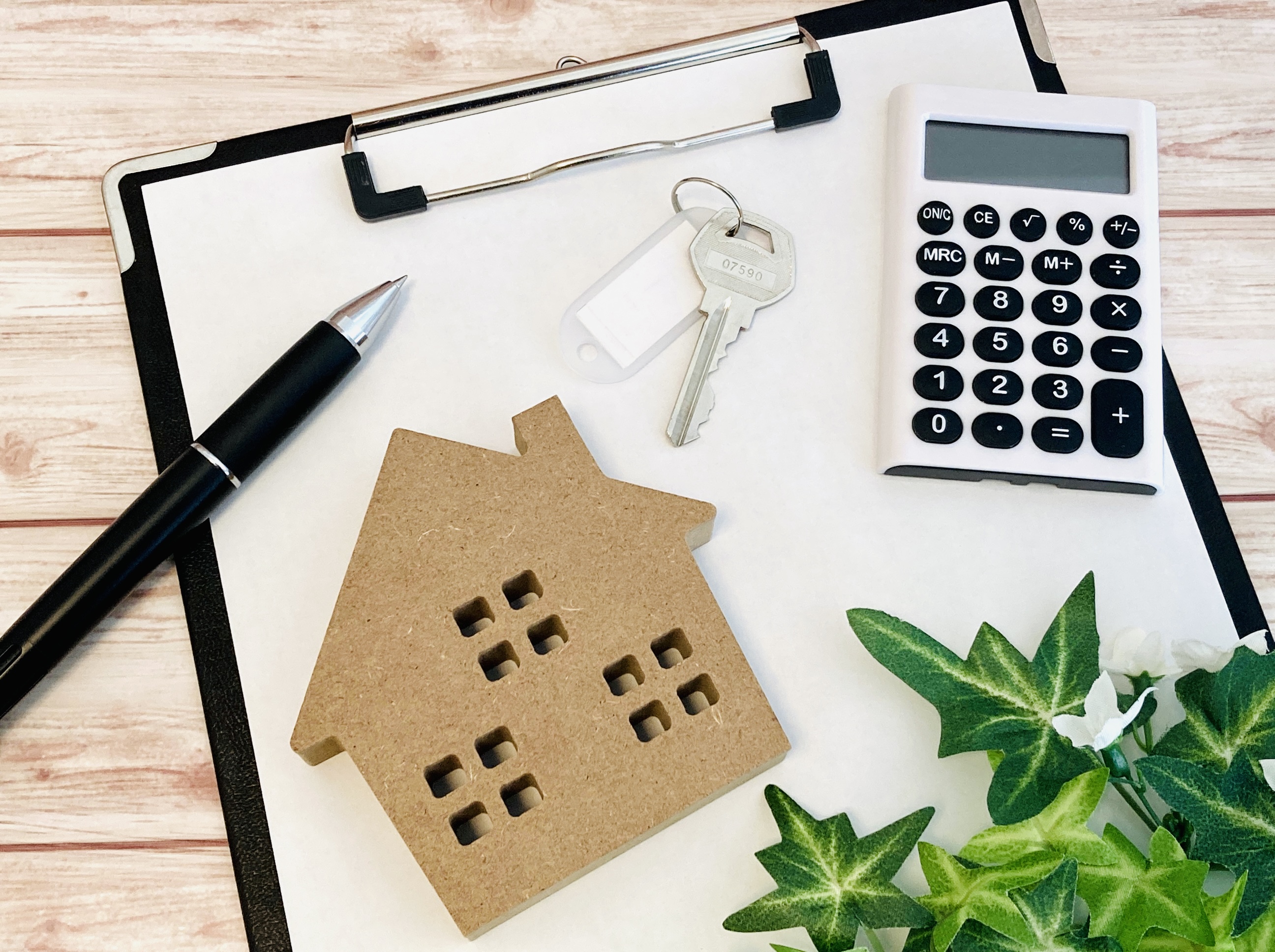 鍵開けの料金相場はいくら？ぼったくりを防ぐ注意点も紹介