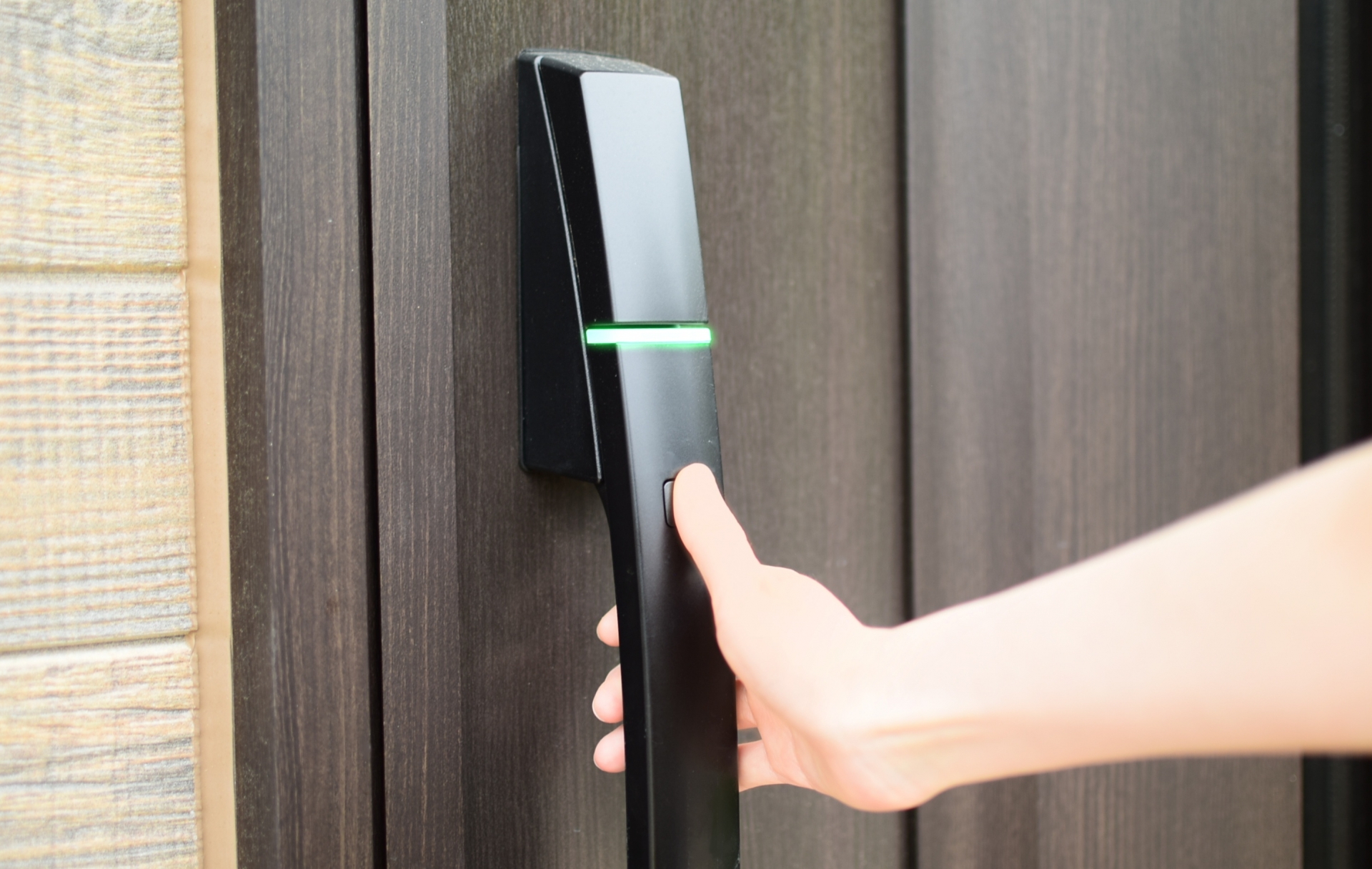 電子錠を後付け！種類やメリット・注意点について解説