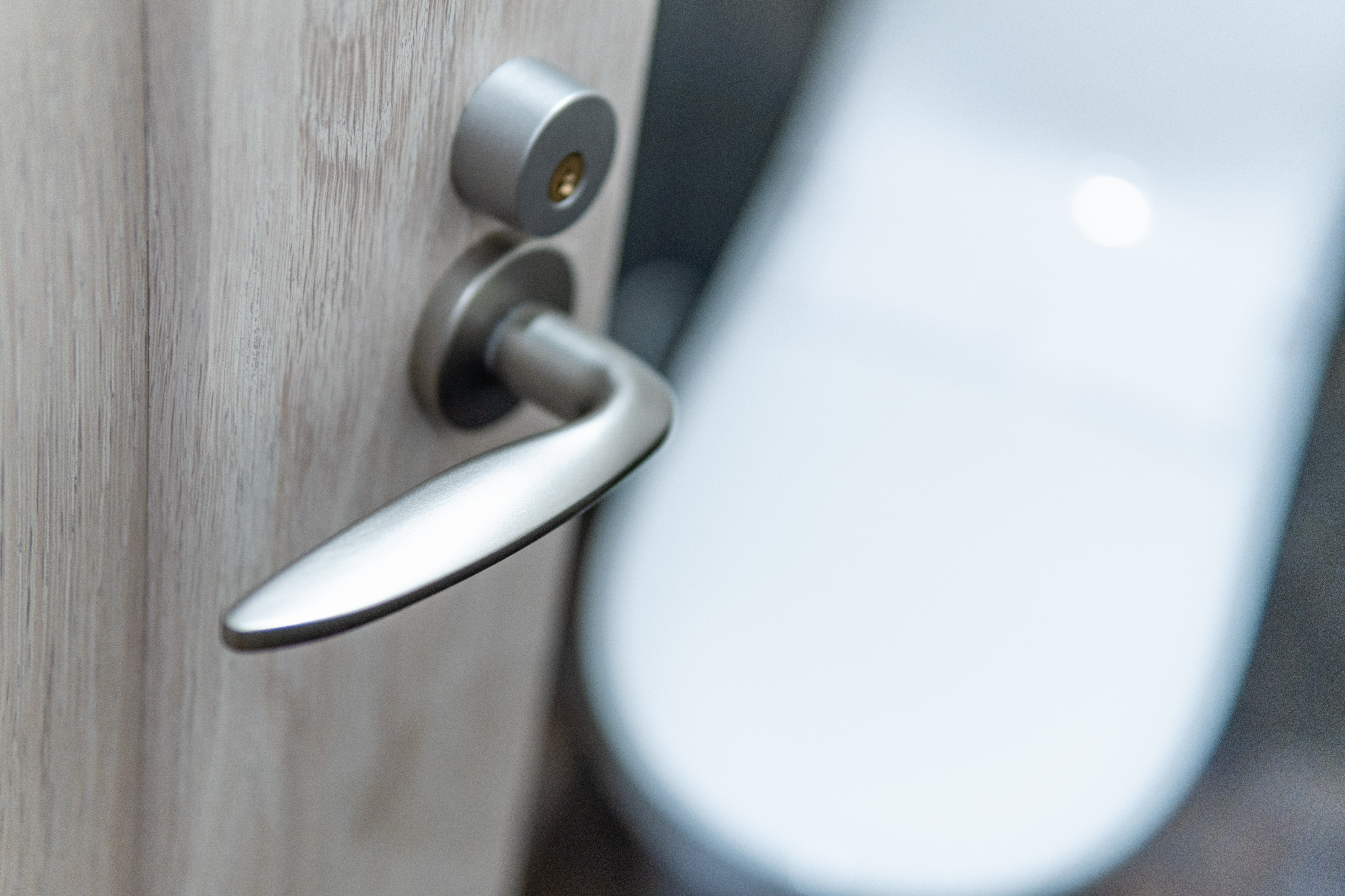 トイレの鍵修理｜費用相場や壊れた時の対処法を解説