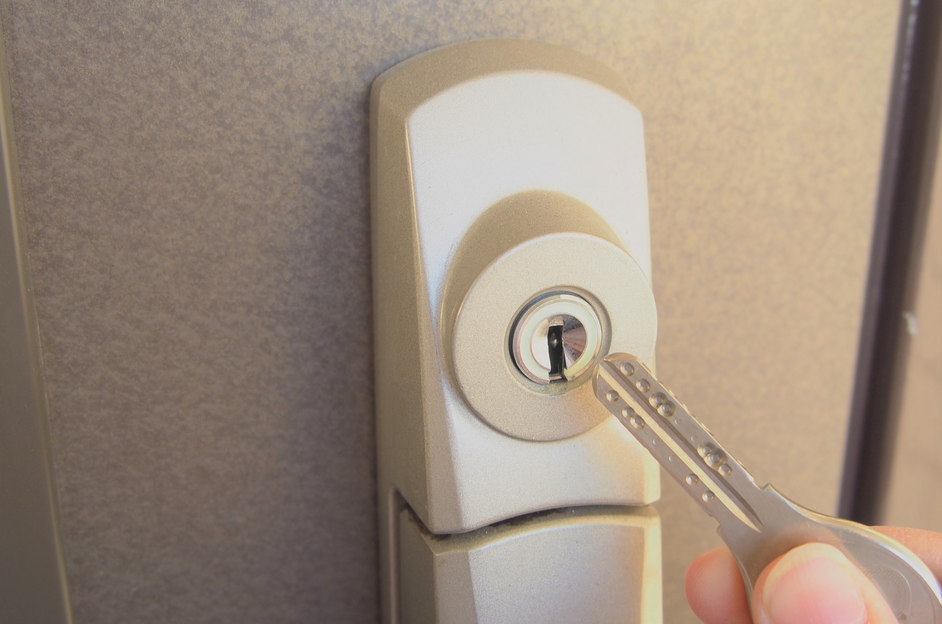 ディンプルシリンダー導入のポイントと注意点