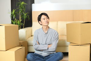 引っ越し時に不用品を処分する方法｜業者の選び方や注意点を解説