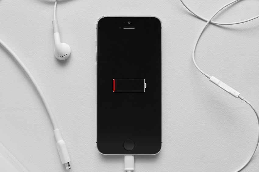 新品未使用Apple iPhone12 64GB バッテリー完全放電で充電不可 iPhoneの電源が入らない・充電もできないときの対処法｜iタウンページ